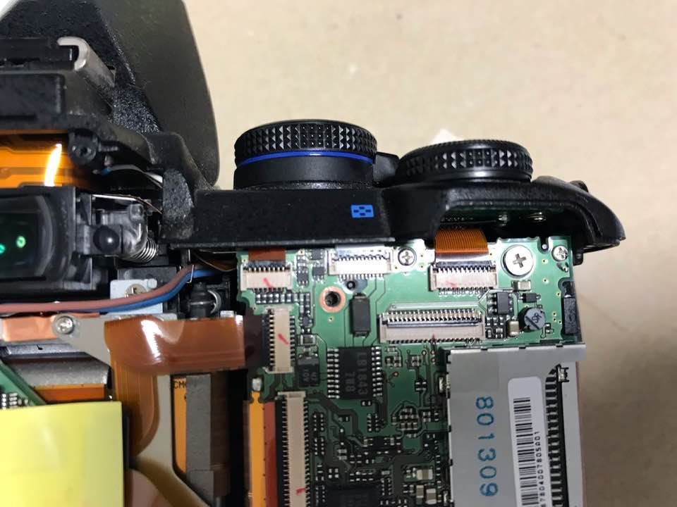 オリンパス　E330 電源スイッチやや難あり 個人的な φ(｀д´)ﾒﾓﾒﾓ…: 一眼レフカメラ Olympus E-410 電源